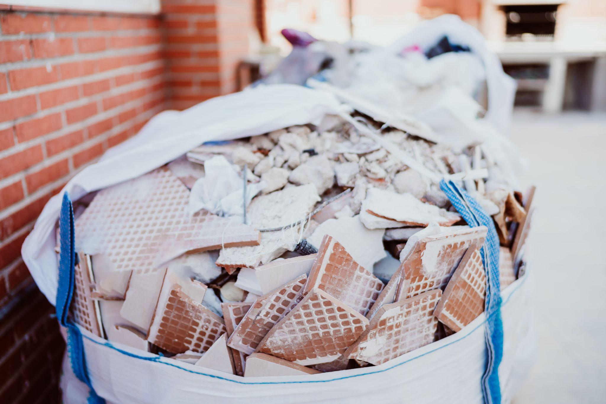Top 7 Hassel-free Ways to dispose of waste after home Renovation
