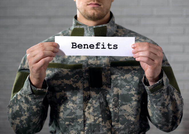 4 Benefits of Joining the Military Straight Out of High School